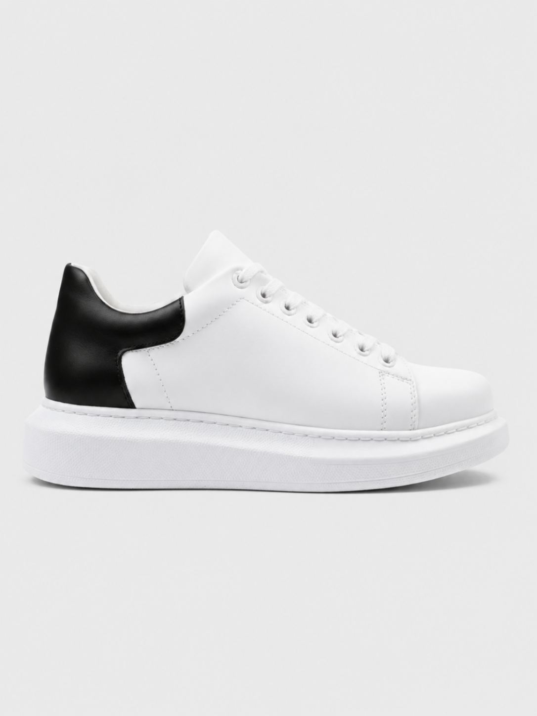 Pluto X Crisp White low-top casual sneaker in white by Apollo Moda